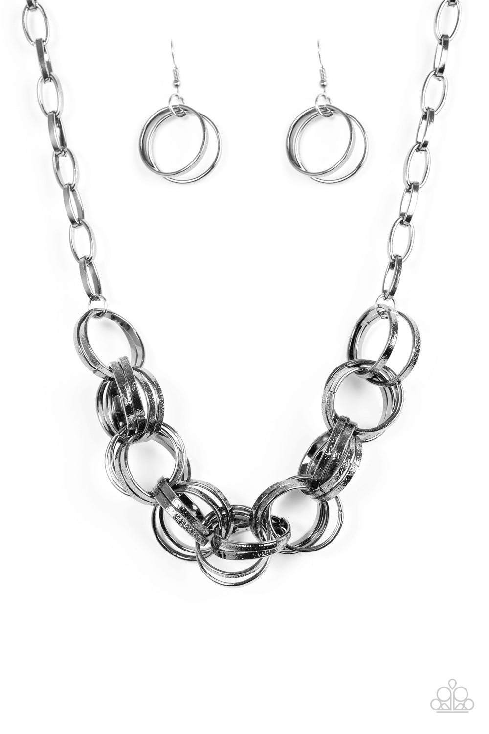 Ring bling sale black necklace paparazzi