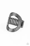 Tour de Contour - Black Paparazzi Ring